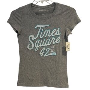 Aeropostale Gray Times Square Distressed Patch scoop neck Tee M